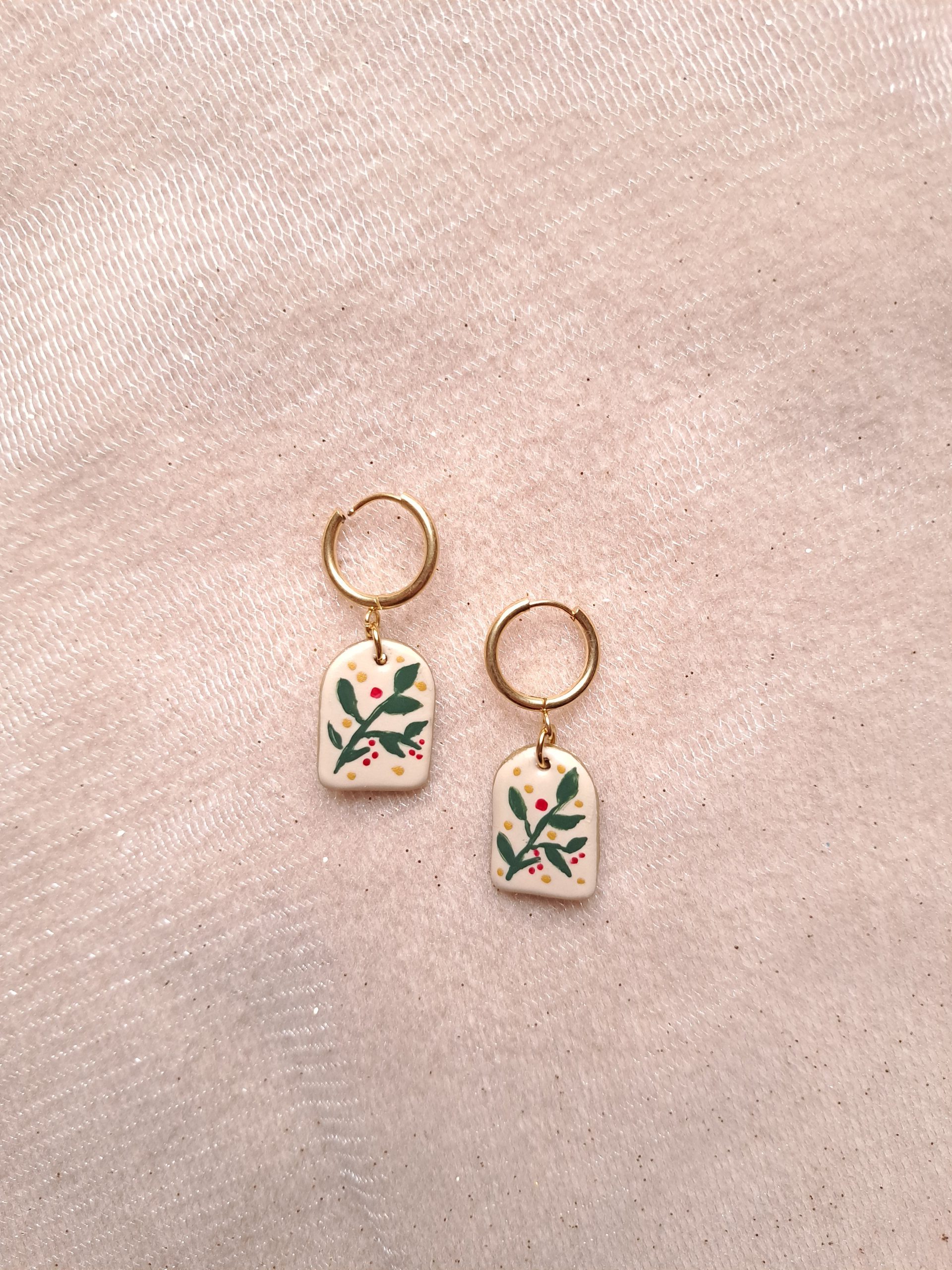 Winterberry Charm